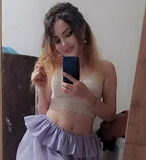 Cute Call Girl in Noida